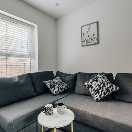 Central 2 Double Bedroom Flat With Parking Bournemouth Eksteriør bilde