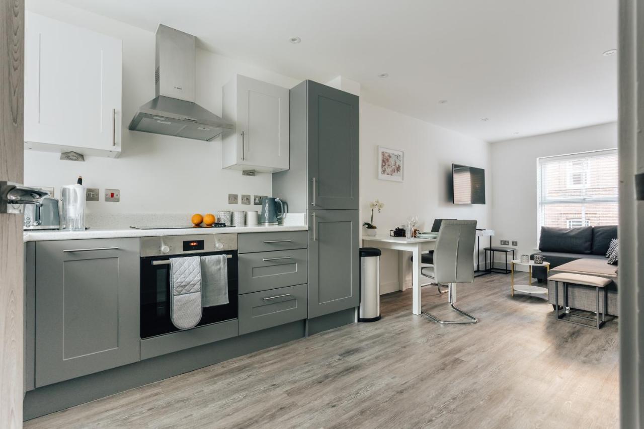 Central 2 Double Bedroom Flat With Parking Bournemouth Eksteriør bilde